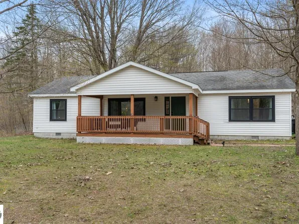 11420 Muskie Way, Ellsworth, MI 49729