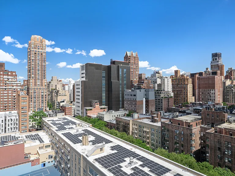 240 E 76th St #17P — Photo 3