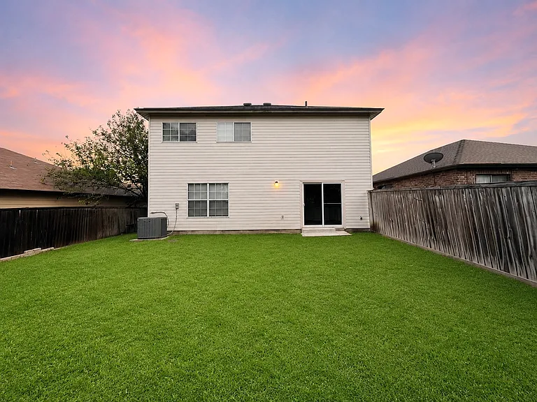 10107 Sunset Pl — Photo 30
