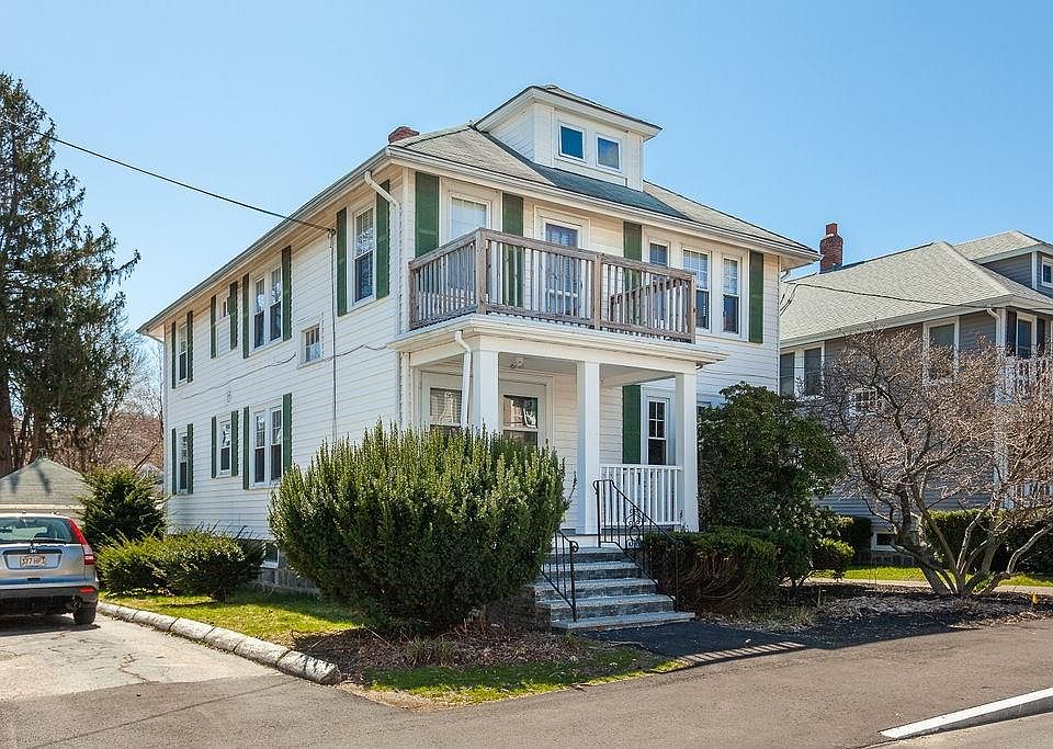 1st image of 31 Lincoln St #1