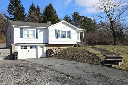 2548 E Lake Rd Photo 1