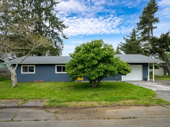 567 NW Cedar Ct, Warrenton, OR 97146