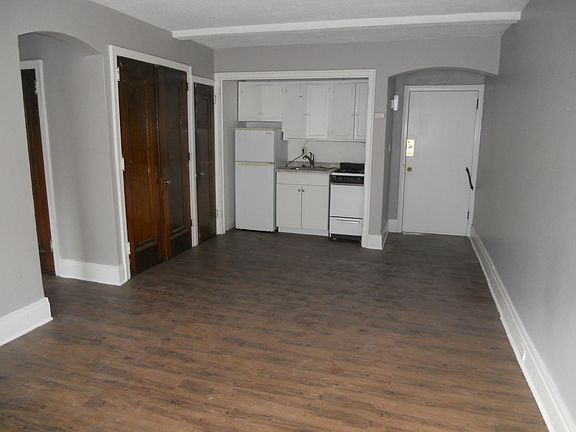 2nd image of 209 Elmwood Ave APT 46