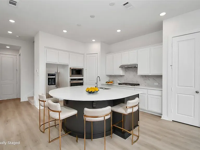 16503 Bristol Steel Ln — Photo 4