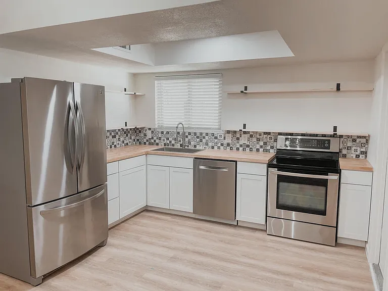 3188 Silver Bell Dr — Photo 17