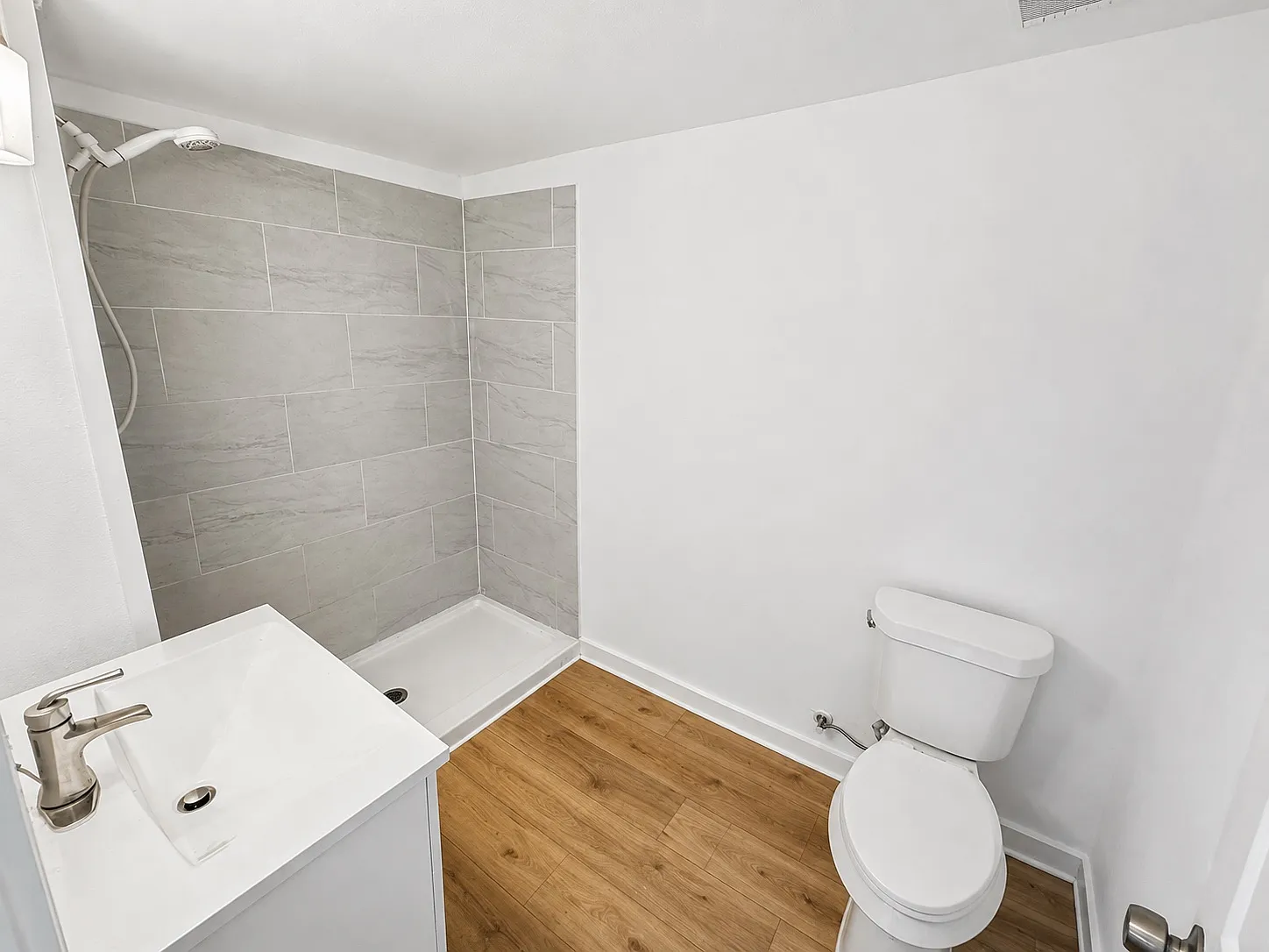 3 bed, 1350 sqft, $1,500 — Photo 4