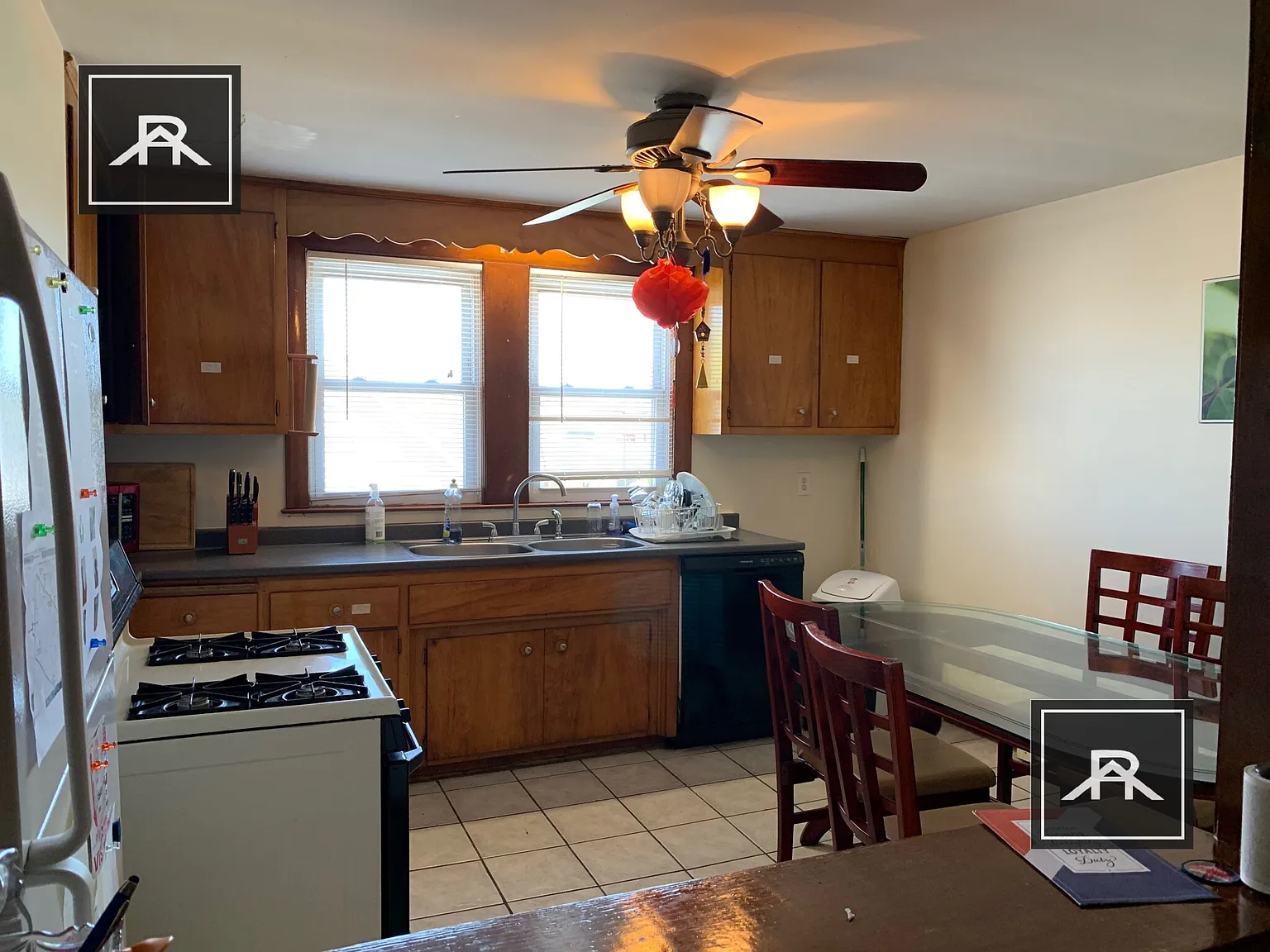 2 bed, 1.0 bath, 950 sqft, $2,600 — Photo 2