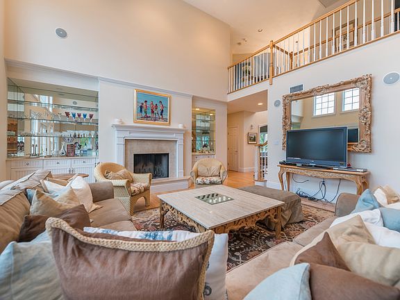 3rd image of 31 McGregor Dr