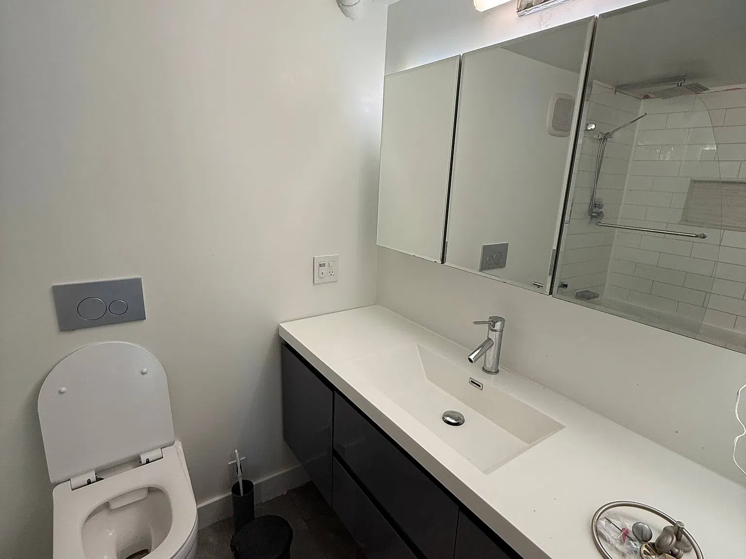 Studio, 700 sqft, $1,950 — Photo 4