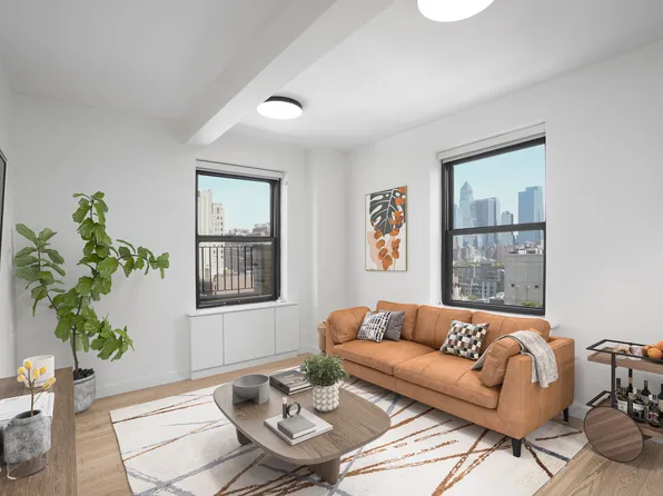 56 7th Avenue image 3 of 8