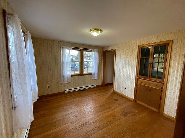 46 Glendale Dr — Photo 11