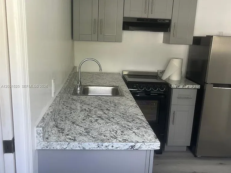 6521 SW 5th St #6521 — Photo 4