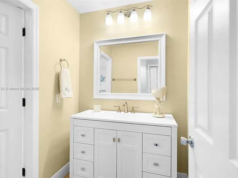 9421 S Ocean Dr #90 — Photo 26