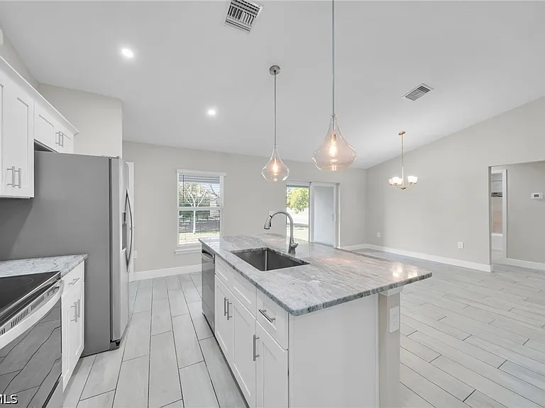 4326 NE 24th Place Cpe — Photo 10