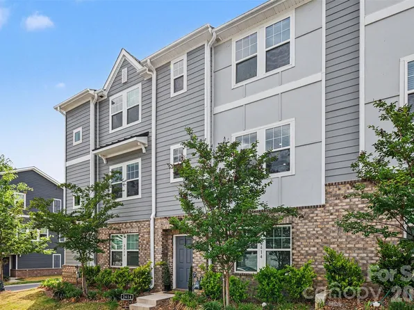 2614 Greenmarket Dr, Charlotte, NC 28217