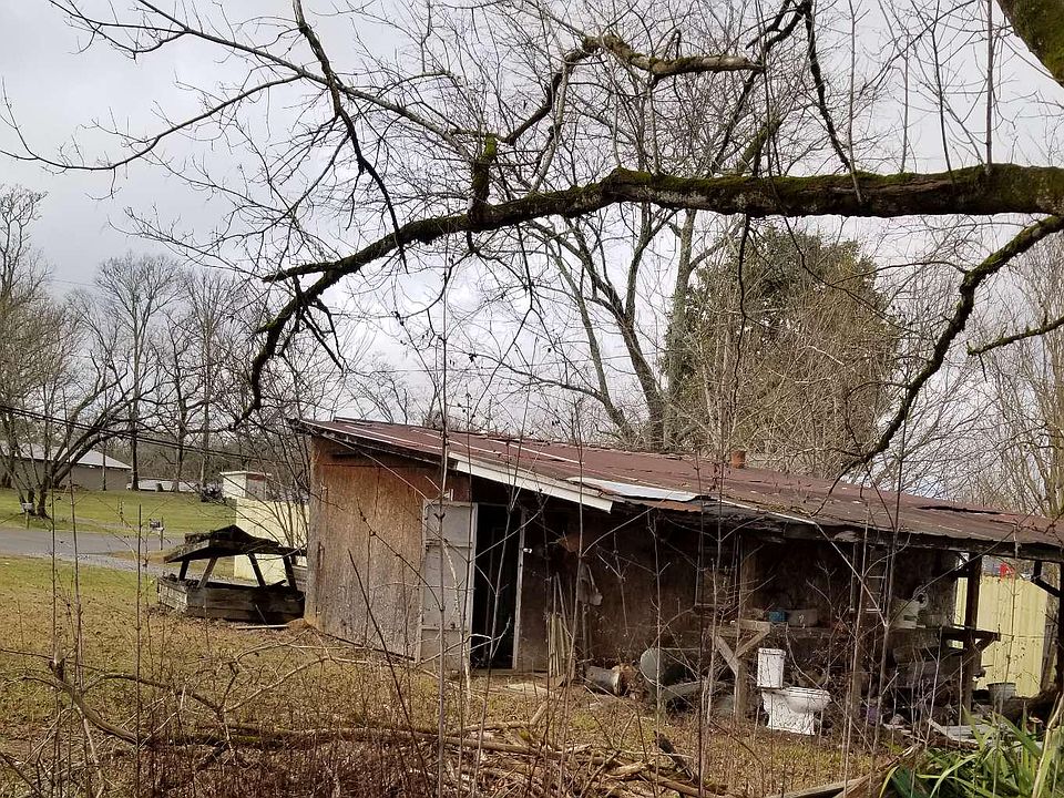 2nd image of 155 Bypass Rd