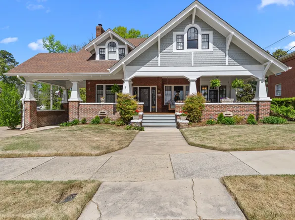 304 Summitt Dr, Sanford, NC 27330