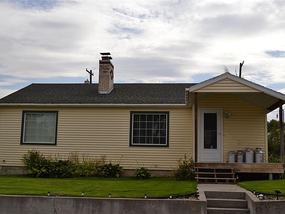 2nd image of 1009 Park St