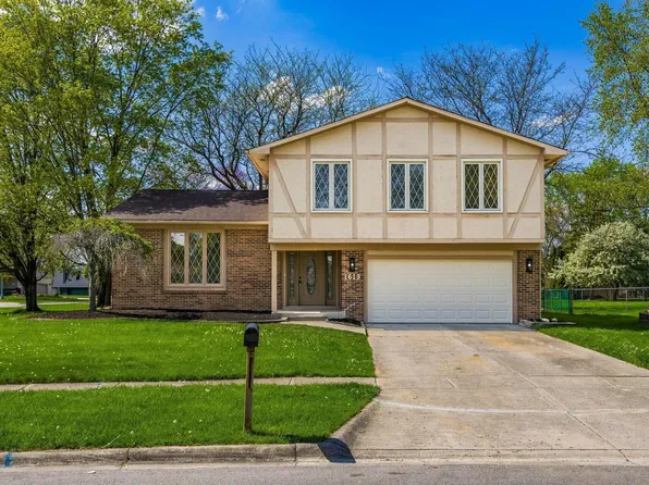 1619 Valley Crest Dr, Columbus, OH 43228