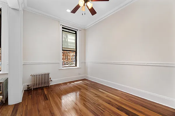 Rented by REAL New York | media 33