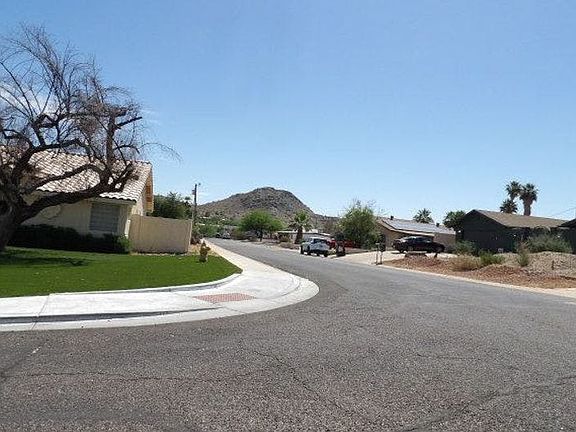 4th image of 1923 E Presidio Rd