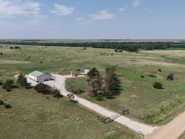 22342 Road S, Norton, KS 67654