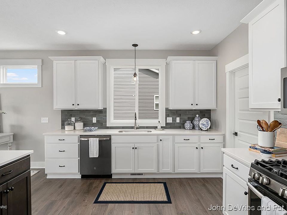 10881 Marsh Ave Allendale MI Zillow