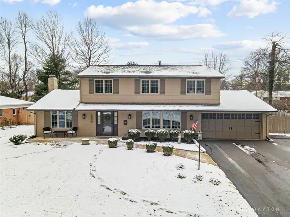 2396 Westlawn Dr, Dayton, OH 45440
