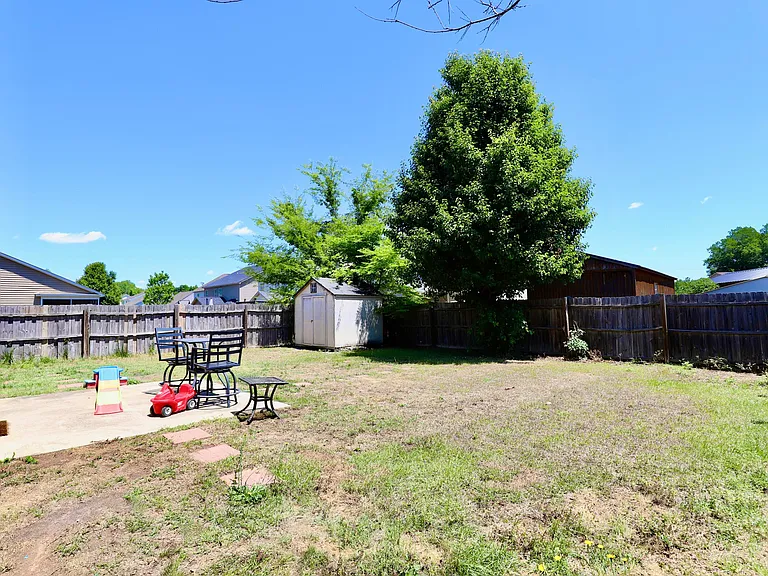 1733 Benelli St — Photo 70