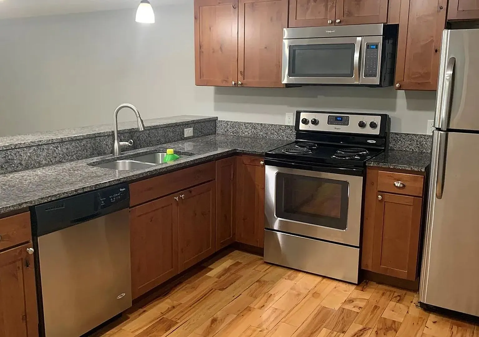 857-859 23rd Ave SE, Minneapolis , MN 55414 (Duplex) — Photo 2