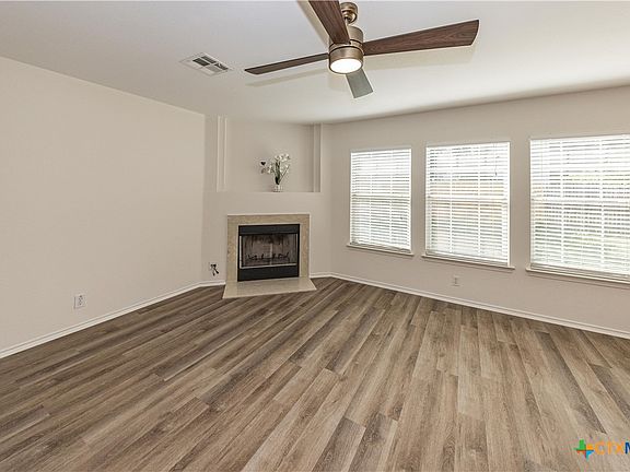 5th image of 113 Cypress Ct