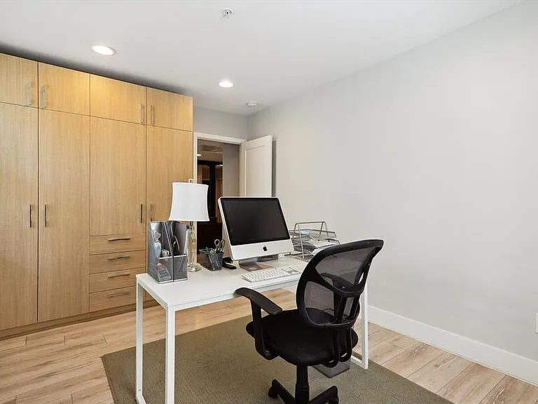 5024 9th St NW #203 — Photo 35