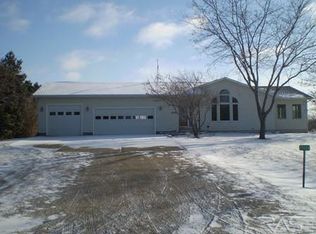 27026 S Revilo Pl, Sioux Falls, SD 57108