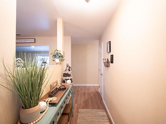 4th image of 1243 Eleanor Avenue