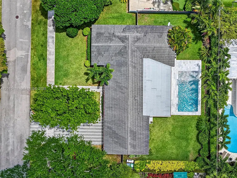 8820 SW 85th Ter — Photo 8