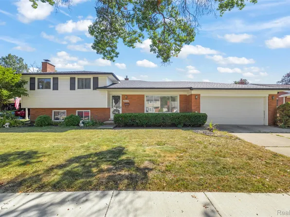 33129 Oakley St, Livonia, MI 48154