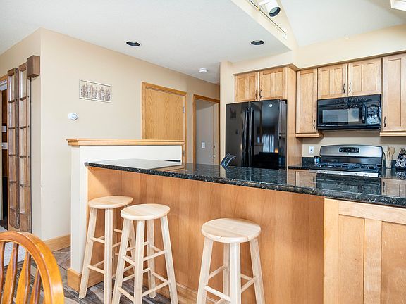 3rd image of 459 Woods Lane #D6