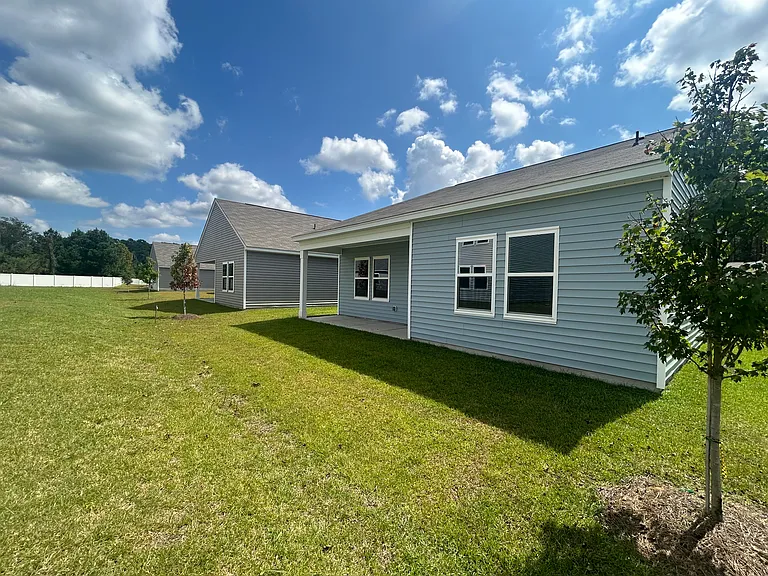 155 Plantersfield Dr — Photo 3