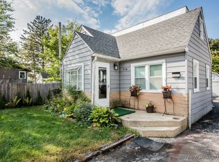 114 Clifton Dr, Round Lake Park, IL