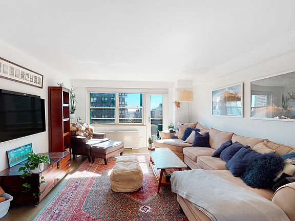 5th image of 245 E 87th St Penthouse South18f