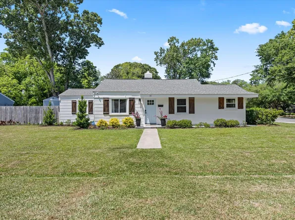 15 Anita Dr, Charleston, SC 29407
