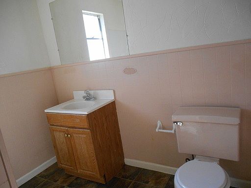 3rd image of 1804 SE 14th Ave Unit B