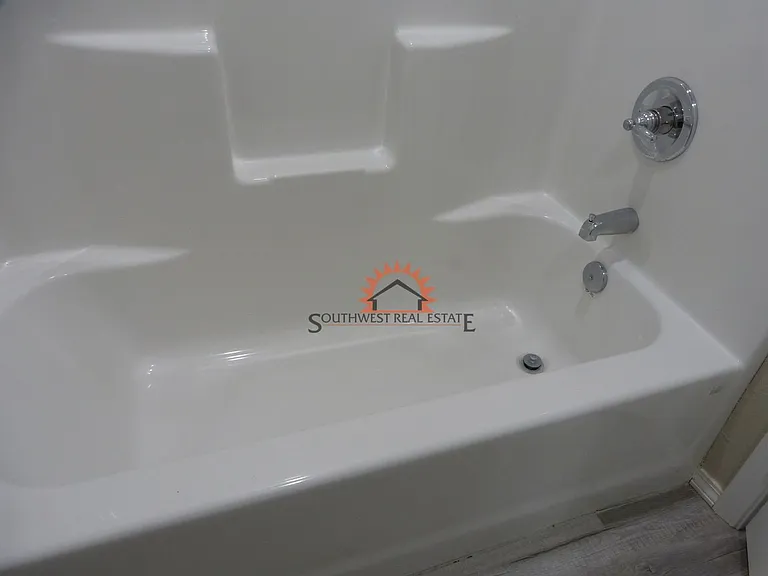 1208 W. Manana Blvd. — Photo 18