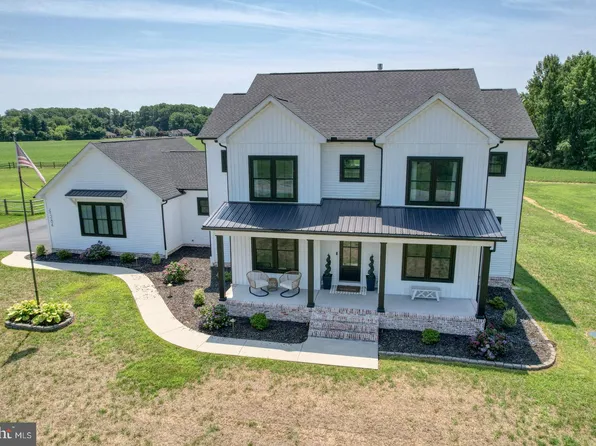 1284 Barratts Chapel Rd, Felton, DE 19943