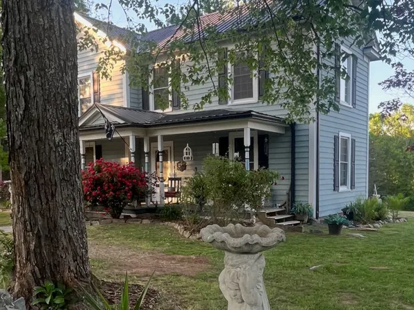 1575 Wolf Island Rd, Reidsville, NC 27320