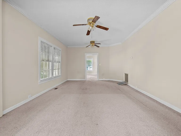 307 E F St — Photo 12