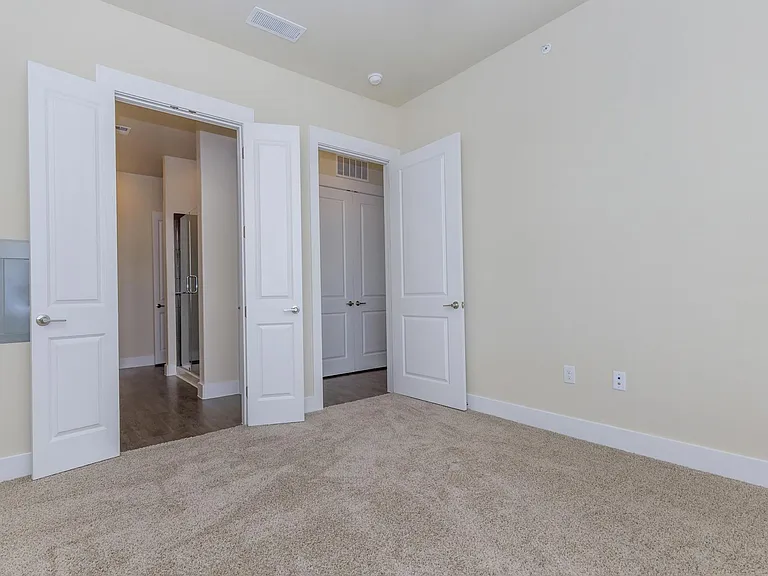 7600 Mason Rd — Photo 34
