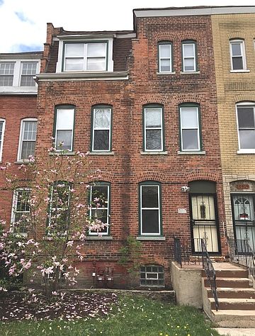 1st image of 10416 S Maryland Ave #2