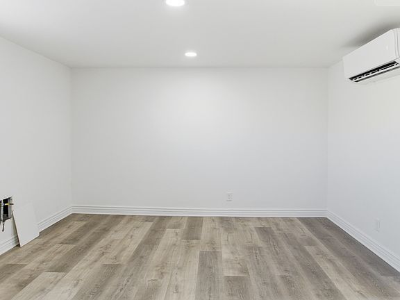 5th image of 445 W 400 N APT B