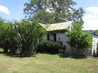 4050 White Marsh Rd, Wakefield, VA 23888